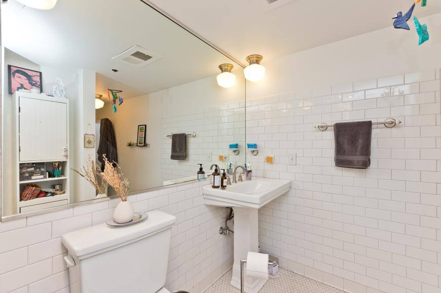 Apartment for rent at 400 S Green St #212, Chicago, IL 60607