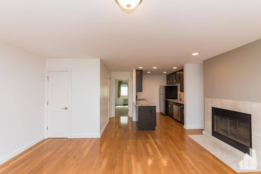 Apartment for rent at 163 W Division #309, Chicago, IL 60610