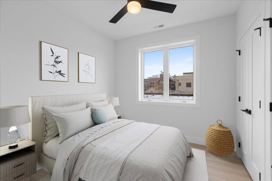 Apartment for rent at 904 W Dakin St #202, Chicago, IL 60613