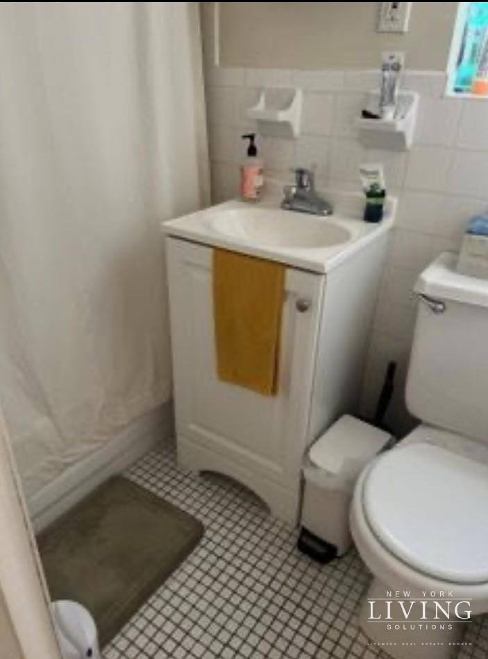 Apartment for rent at 215 Thompson St #11KR, New York, NY 10012