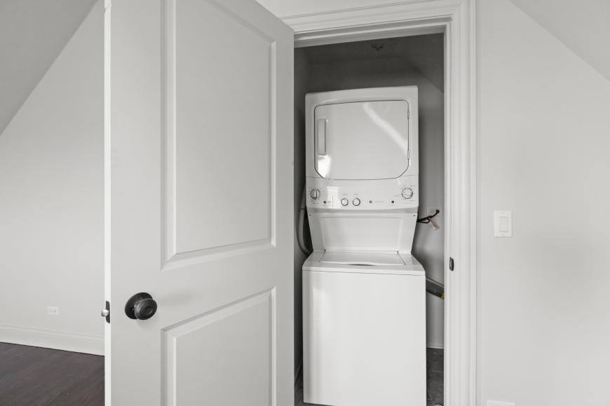 Apartment for rent at 3123 N California #3, Chicago, IL 60618