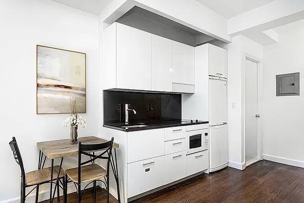 Apartment for rent at 212 W 91st St #1114, New York, NY 10024