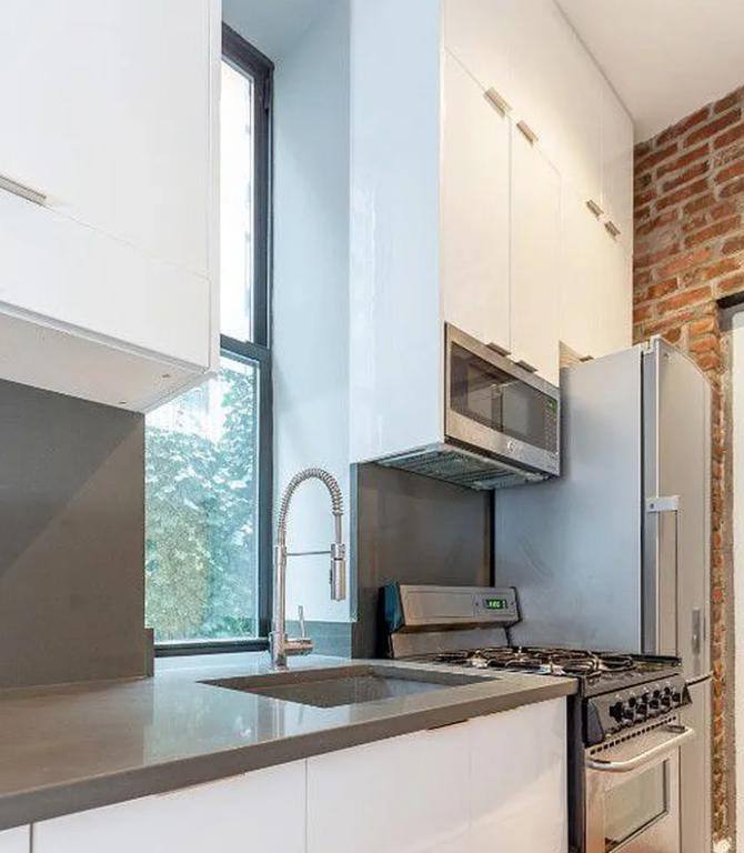 Apartment for rent at 303 Mercer St #512, New York, NY 10003