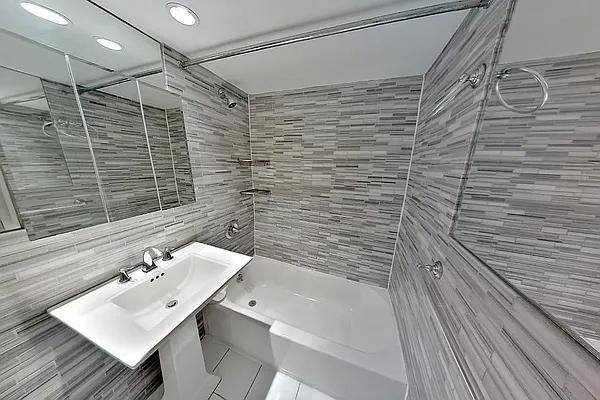 Apartment for rent at 326 E 100th St #2B, New York, NY 10029