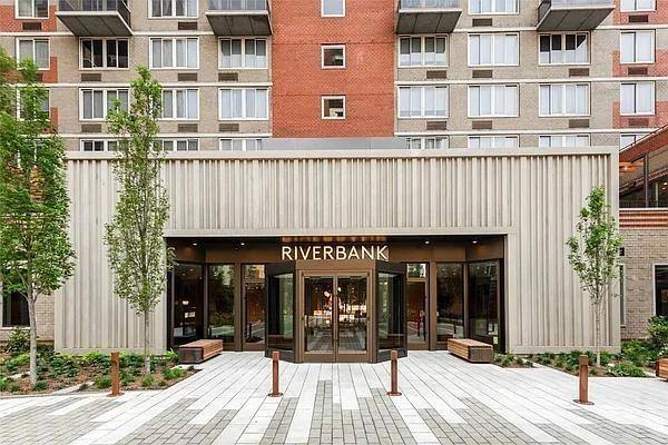 Apartment for rent at 560 W 43rd St #21F, New York, NY 10036