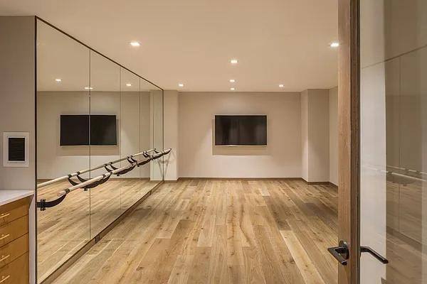 Apartment for rent at 560 W 43rd St #21F, New York, NY 10036