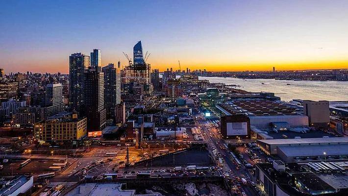 Apartment for rent at 560 W 43rd St #21F, New York, NY 10036
