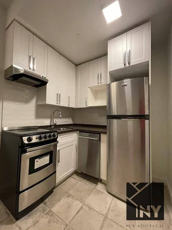 Apartment for rent at 102 Fulton St #8B, New York, NY 10038