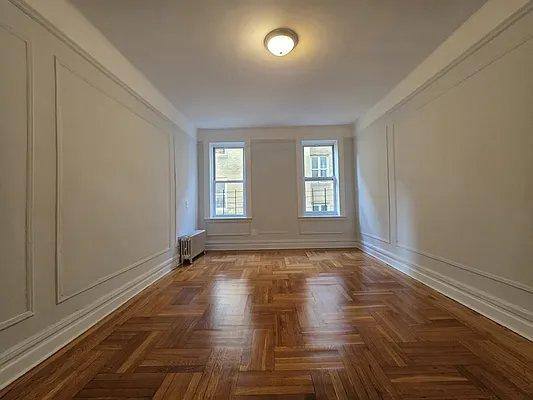 Apartment for rent at 233 W St #3E, Bronx, NY 10463
