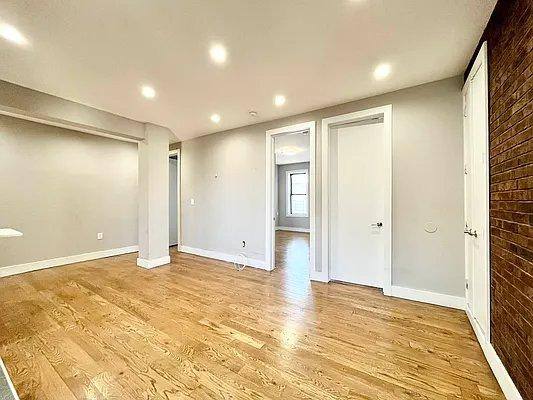 Apartment for rent at 3054 Godwin Terrace #32, Bronx, NY 10463