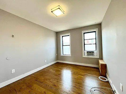 Apartment for rent at 3054 Godwin Terrace #32, Bronx, NY 10463