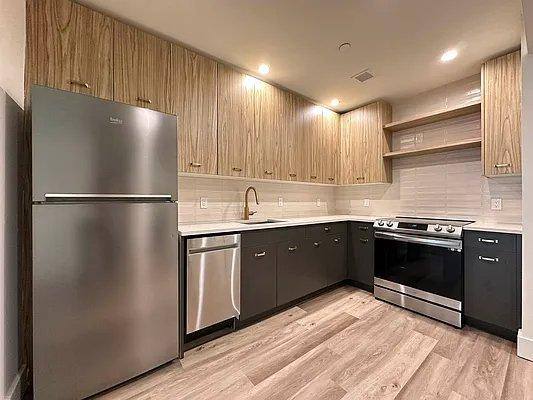 Apartment for rent at 3333 Giles Place #109, Bronx, NY 10463