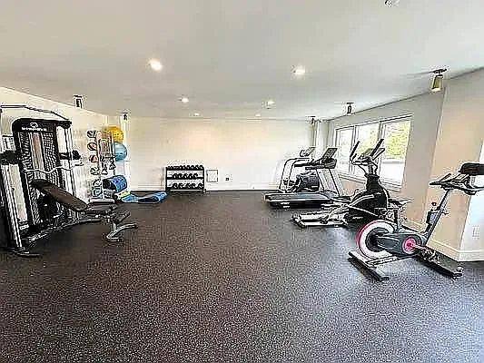 Apartment for rent at 3333 Giles Place #109, Bronx, NY 10463