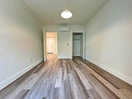 Apartment for rent at 3333 Giles Place #109, Bronx, NY 10463