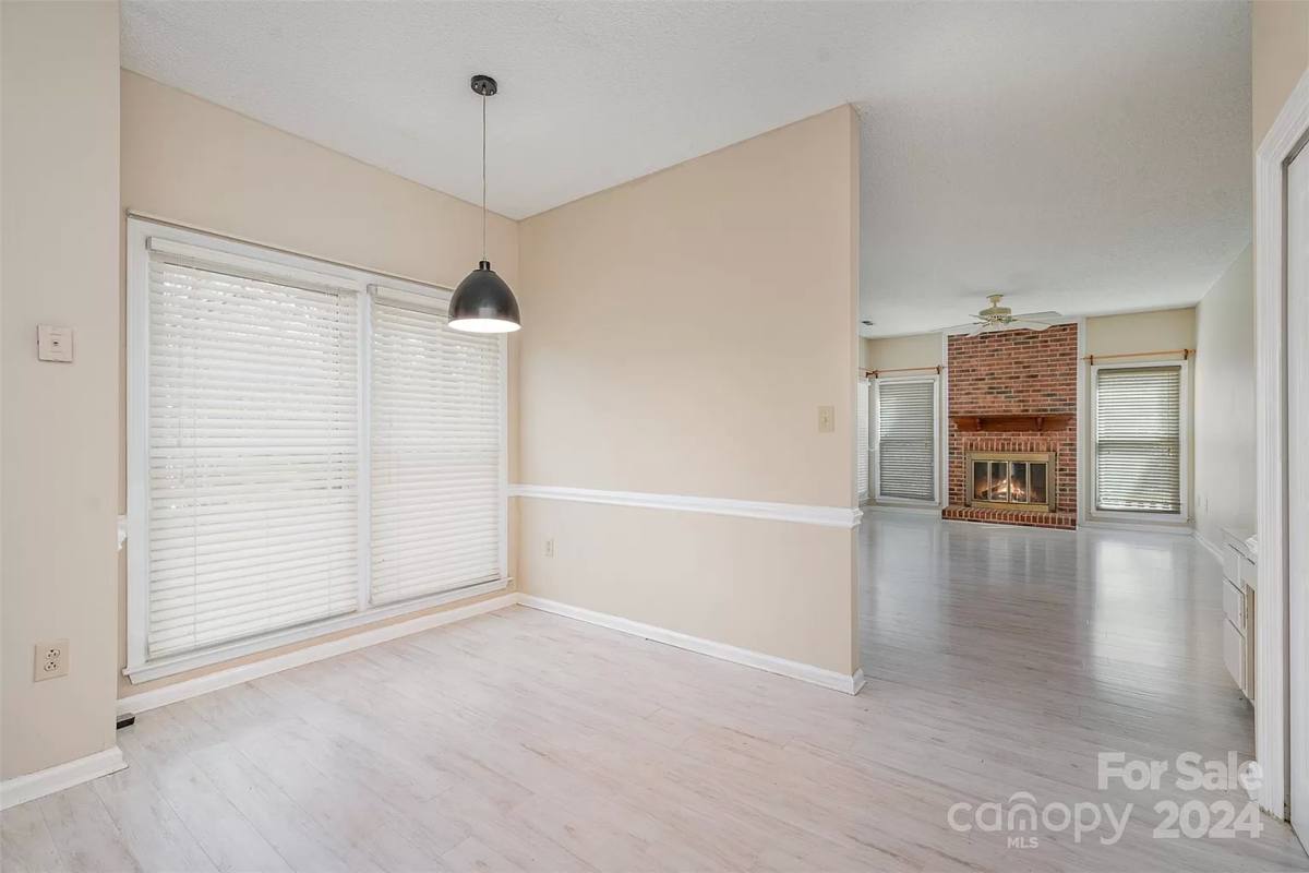 House for rent at 9423 Fairmead Dr, Charlotte, NC 28269