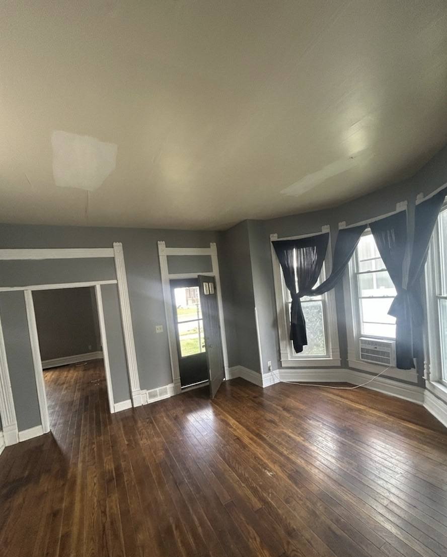Apartment for rent at 409 W Mulberry St #1, Kokomo, IN 46901