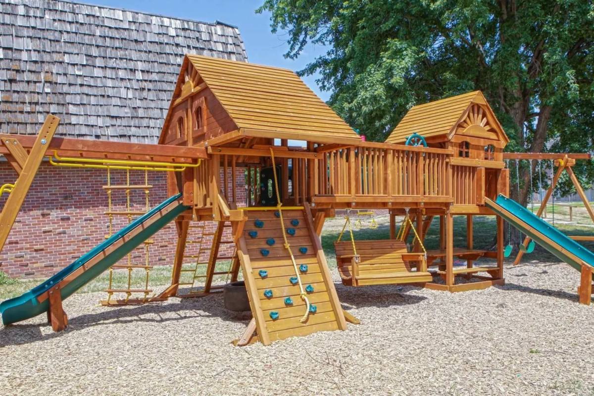 Apartment for rent at The Pines at Q Plaza, 8633 Q Plaza, Omaha, NE 68127