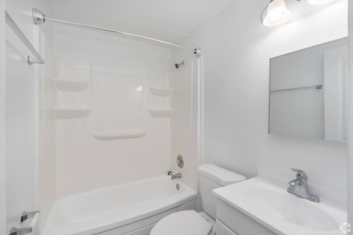 Apartment for rent at Raven Run, 6004 Amberwood Rd, Baltimore, MD 21206