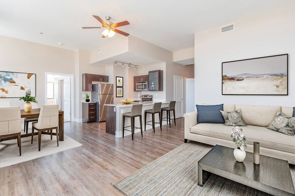 Apartment for rent at Heer's Luxury Living, 138 Park Central Square, Springfield, MO 65806