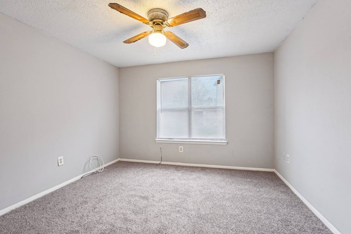 Apartment for rent at Legacy Pointe, 9 Summertree Lane, Greensboro, NC 27406
