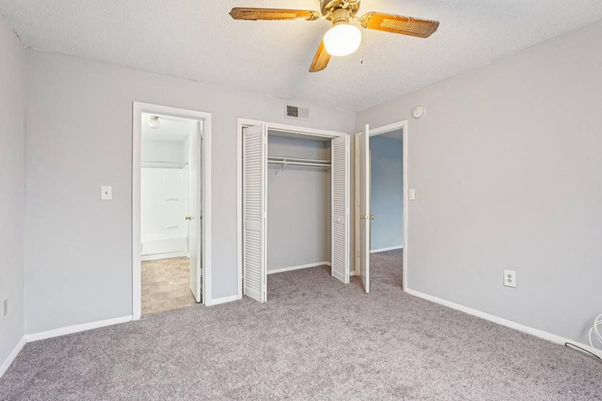 Apartment for rent at Legacy Pointe, 9 Summertree Lane, Greensboro, NC 27406