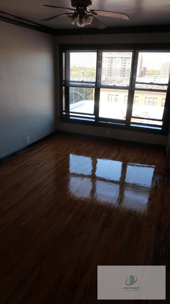 Apartment for rent at 846 W Montrose #407, Chicago, IL 60626