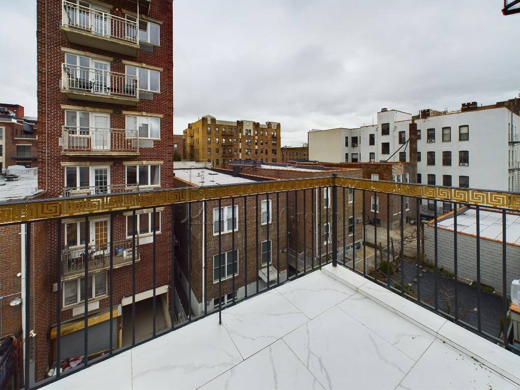 Apartment for rent at 31-25 28th Rd, Astoria, NY 11102