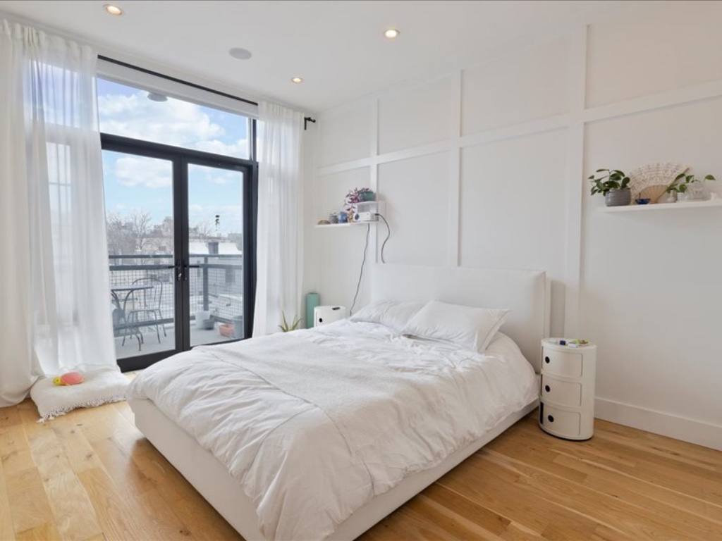Apartment for rent at 42 Devoe St #PHA, Brooklyn, NY 11211