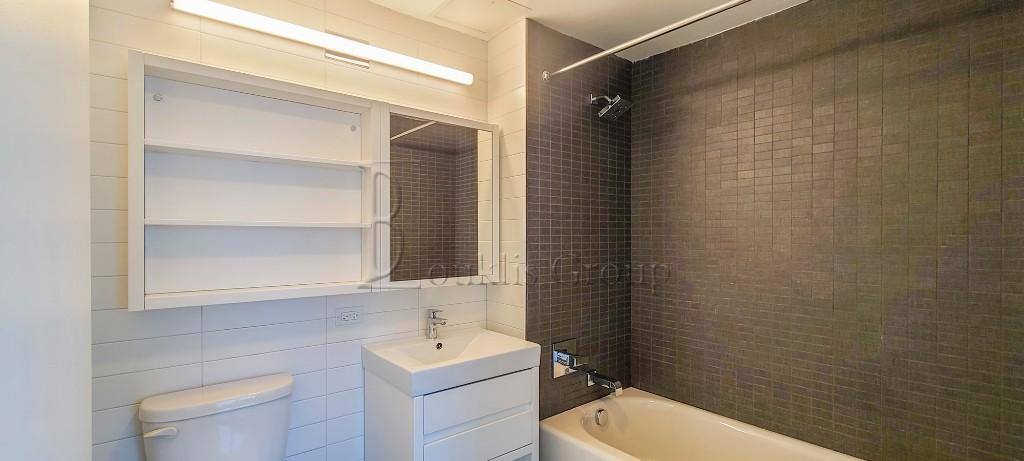 Apartment for rent at 34-22 35th St #2G, Astoria, NY 11106