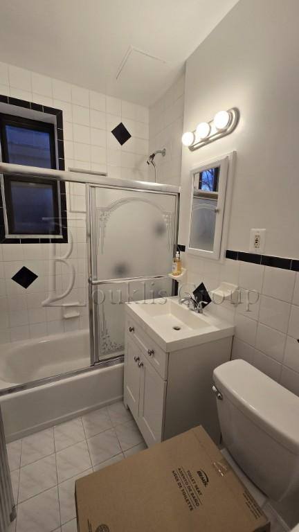 Apartment for rent at 31-32 37th St #2R, Astoria, NY 11103