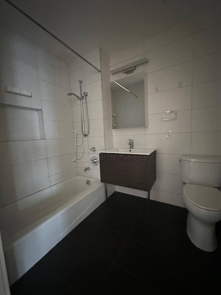 Apartment for rent at 27-02 Crescent St #691, Astoria, NY 11102