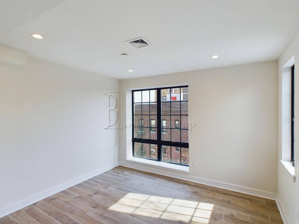 Apartment for rent at 26-20 Jackson Ave #4B, Long Island City, NY 11101