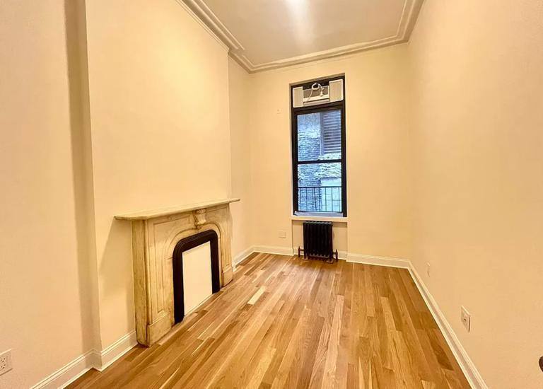 Apartment for rent at 130 E 29th St #1, New York, NY 10016