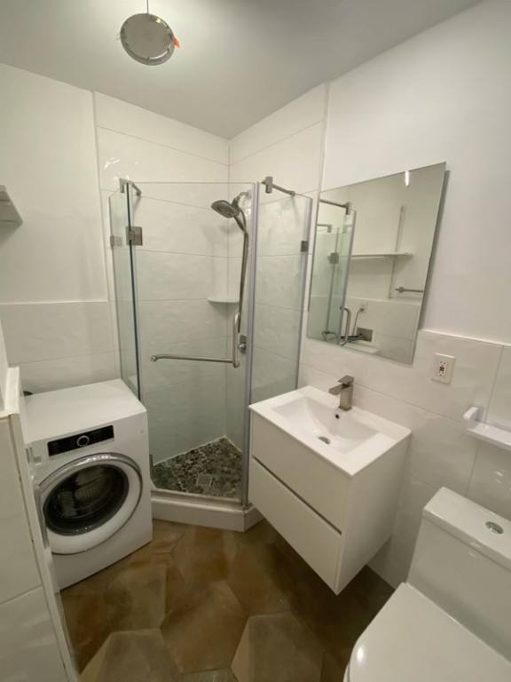 Apartment for rent at 170 E 100th St #1W, New York, NY 10029