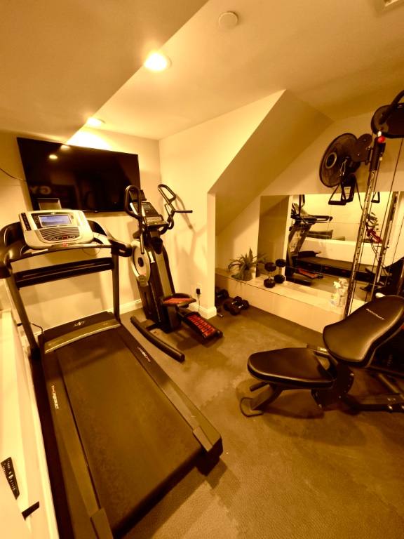 Apartment for rent at 170 E 100th St #1W, New York, NY 10029