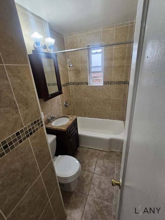 Apartment for rent at 192-10 39th Ave #A, Flushing, NY 11358