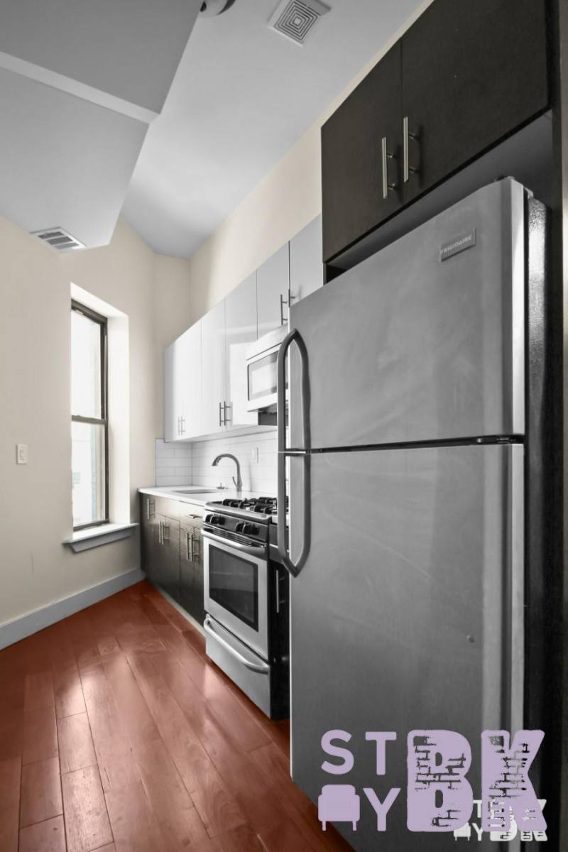 Apartment for rent at 1016 Halsey St #2, Brooklyn, NY 11221