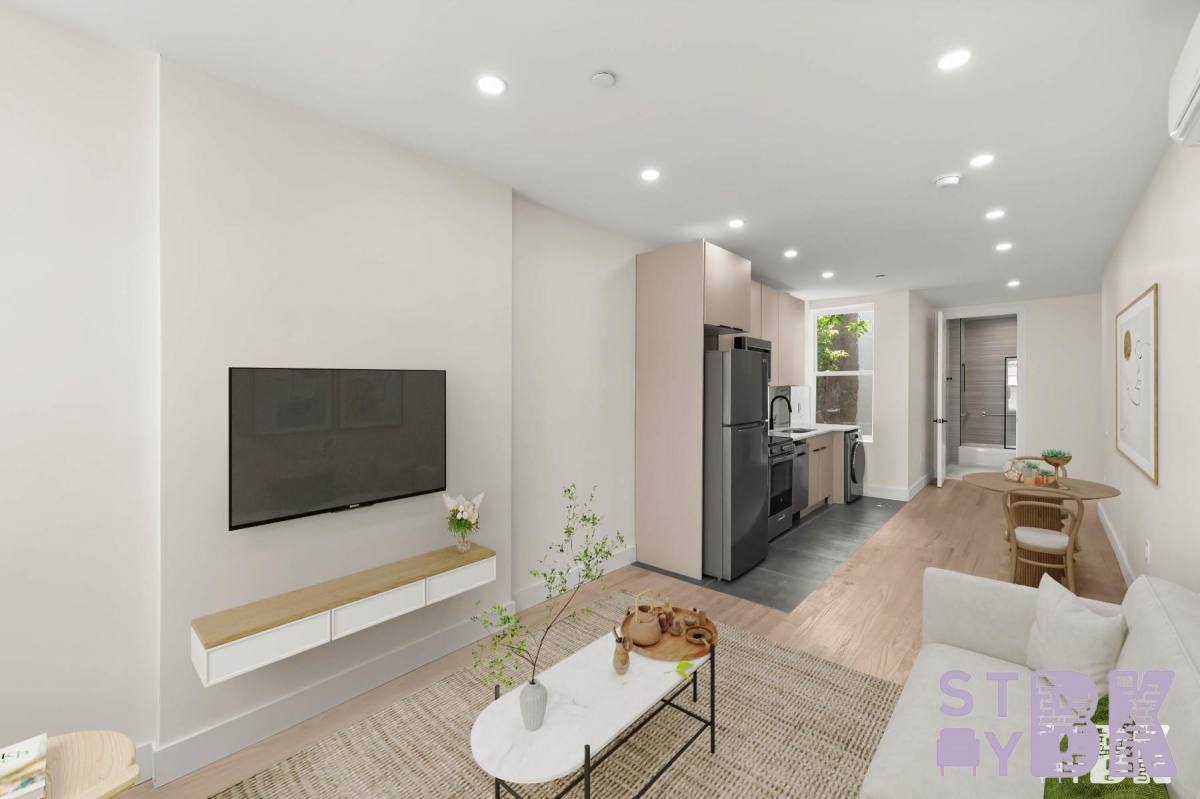 Apartment for rent at 72-50 66th St #1L, Ridgewood, NY 11385