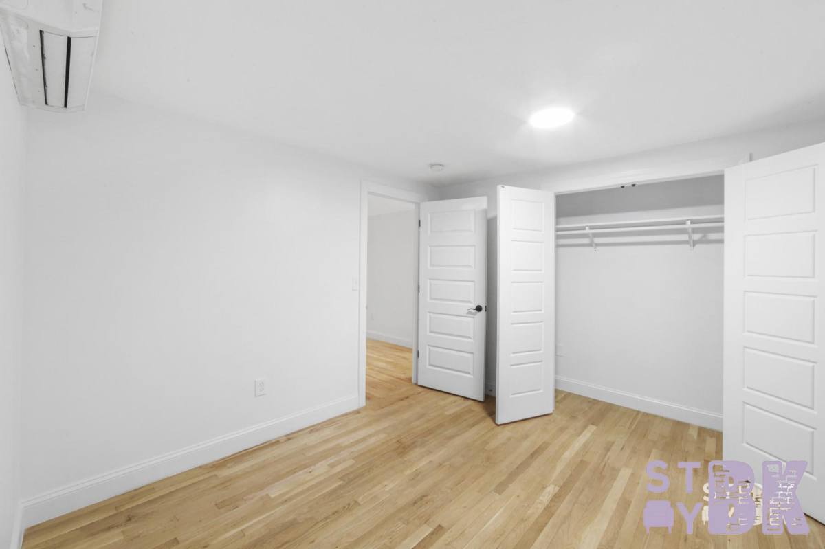 Apartment for rent at 109 Albany Ave #1, Brooklyn, NY 11213