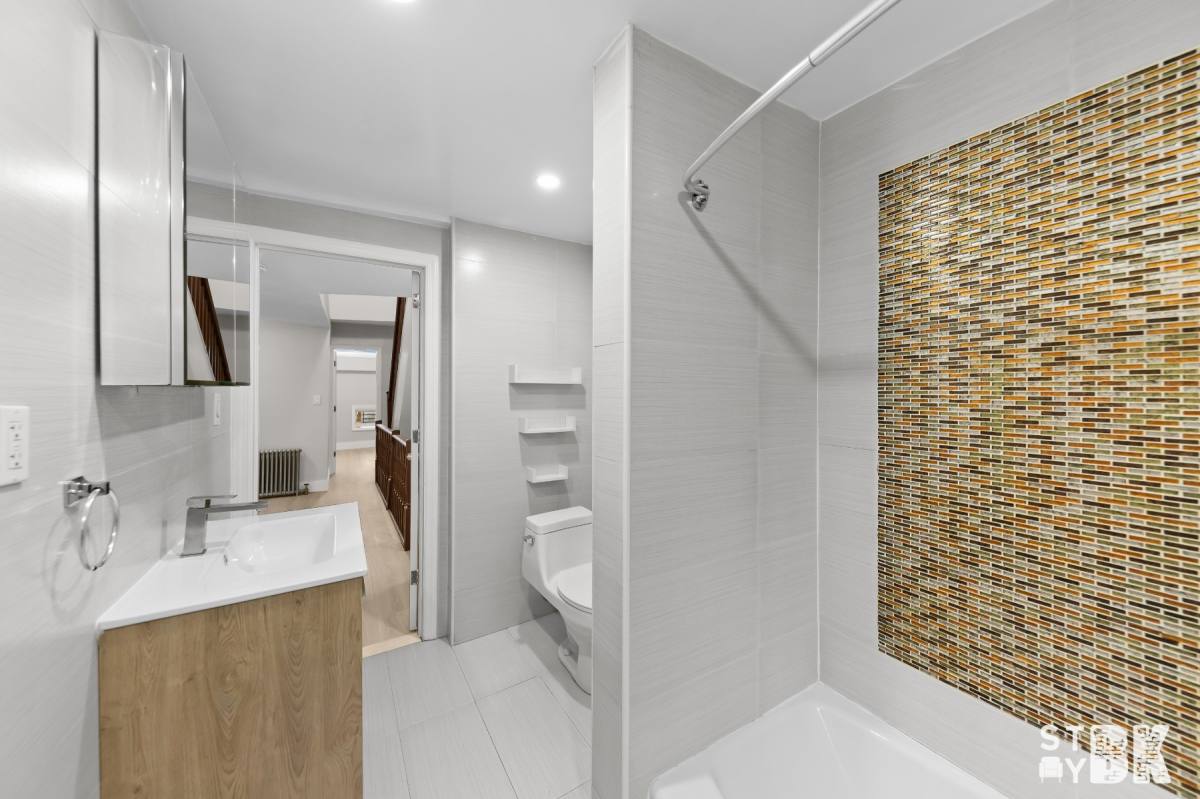 Apartment for rent at 311 Van Buren St #4, Brooklyn, NY 11221