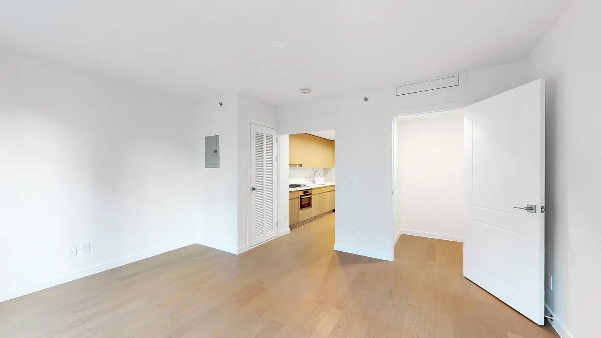 Apartment for rent at 37-26 32nd St #5M, Long Island City, NY 11101