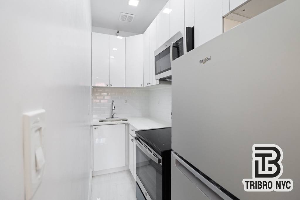 Apartment for rent at 158 E 102nd St #3D, New York, NY 10029
