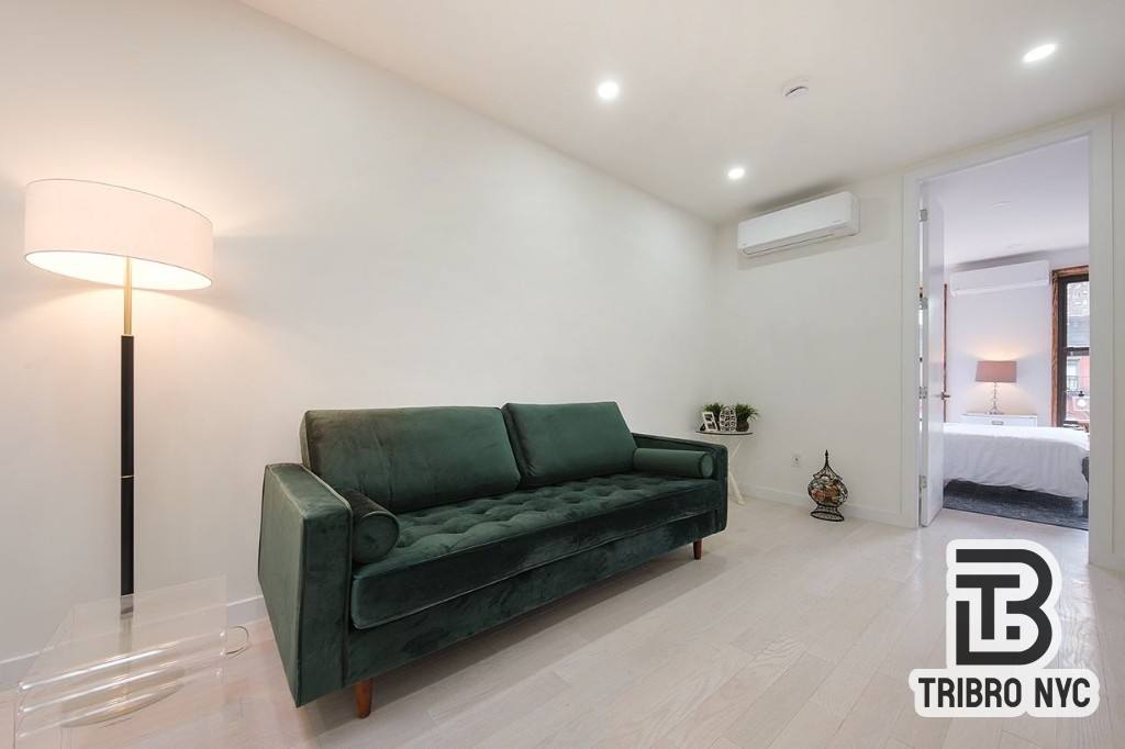Apartment for rent at 1569 York Ave #4S, New York, NY 10028