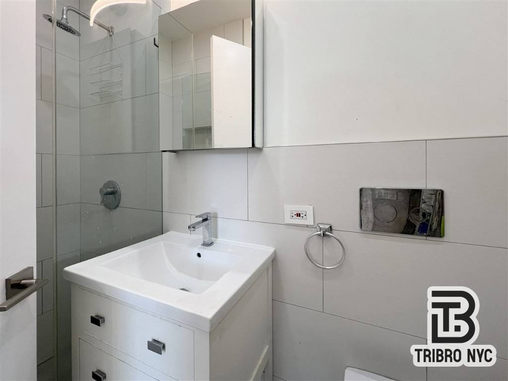 Apartment for rent at 1283 Rogers Ave #2R, Brooklyn, NY 11226