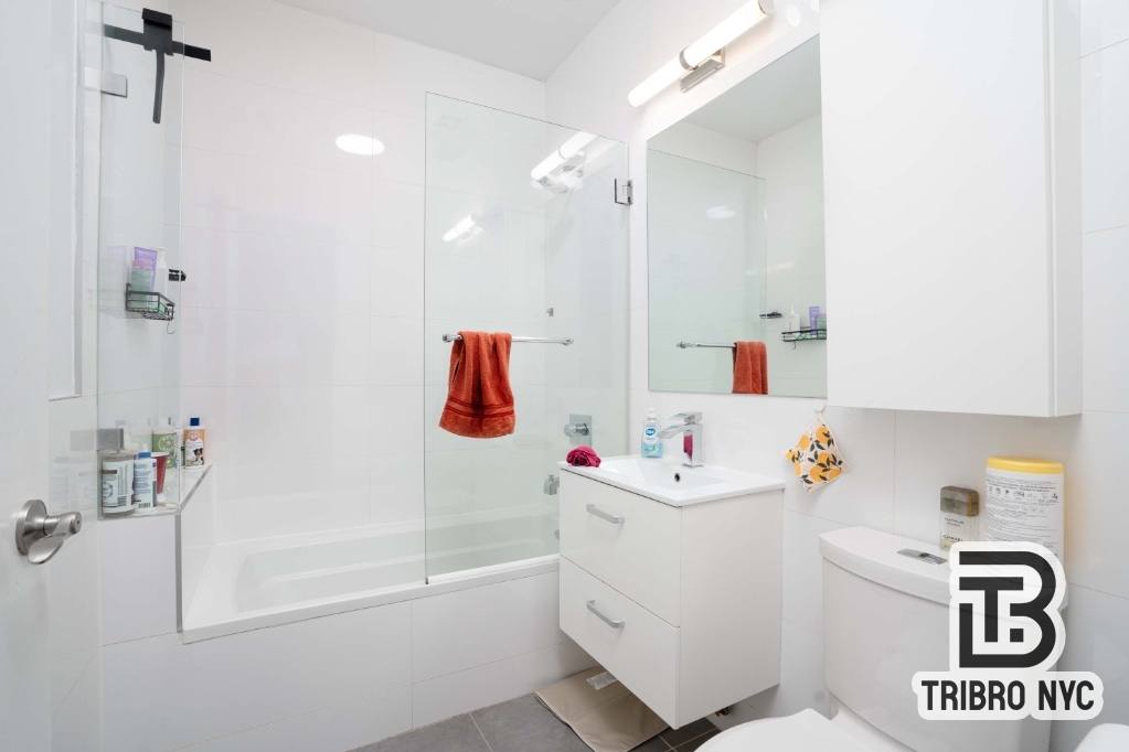 Apartment for rent at 230 E 124th St #4B, New York, NY 10035