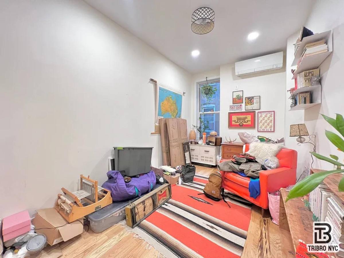 Apartment for rent at 1068 Putnam Ave #4B, Brooklyn, NY 11221