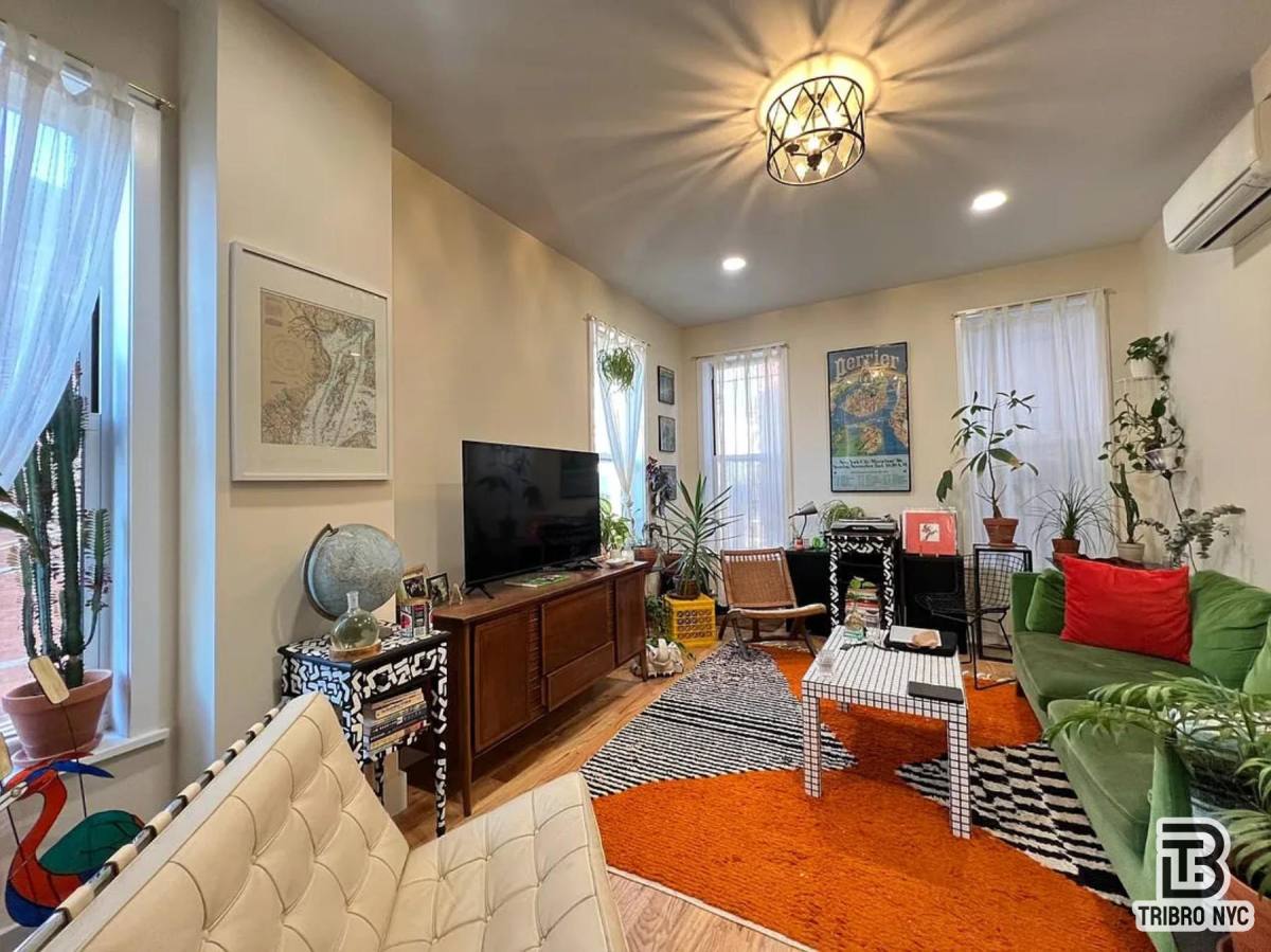 Apartment for rent at 1068 Putnam Ave #4B, Brooklyn, NY 11221
