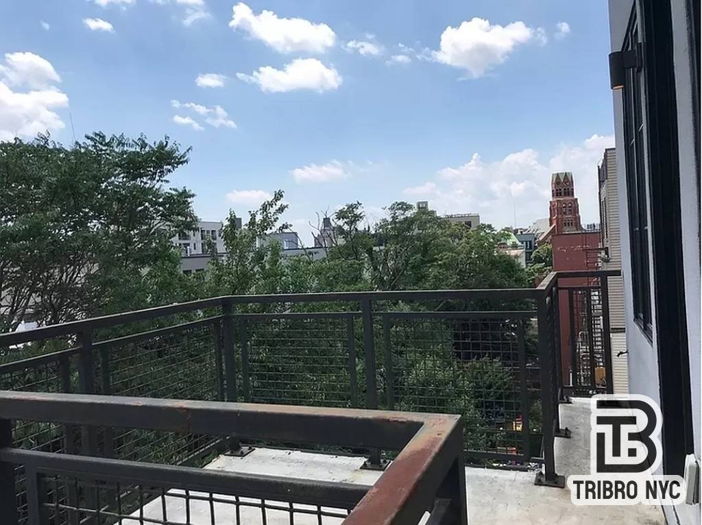 Apartment for rent at 82 Jefferson #2C, Brooklyn, NY 11206