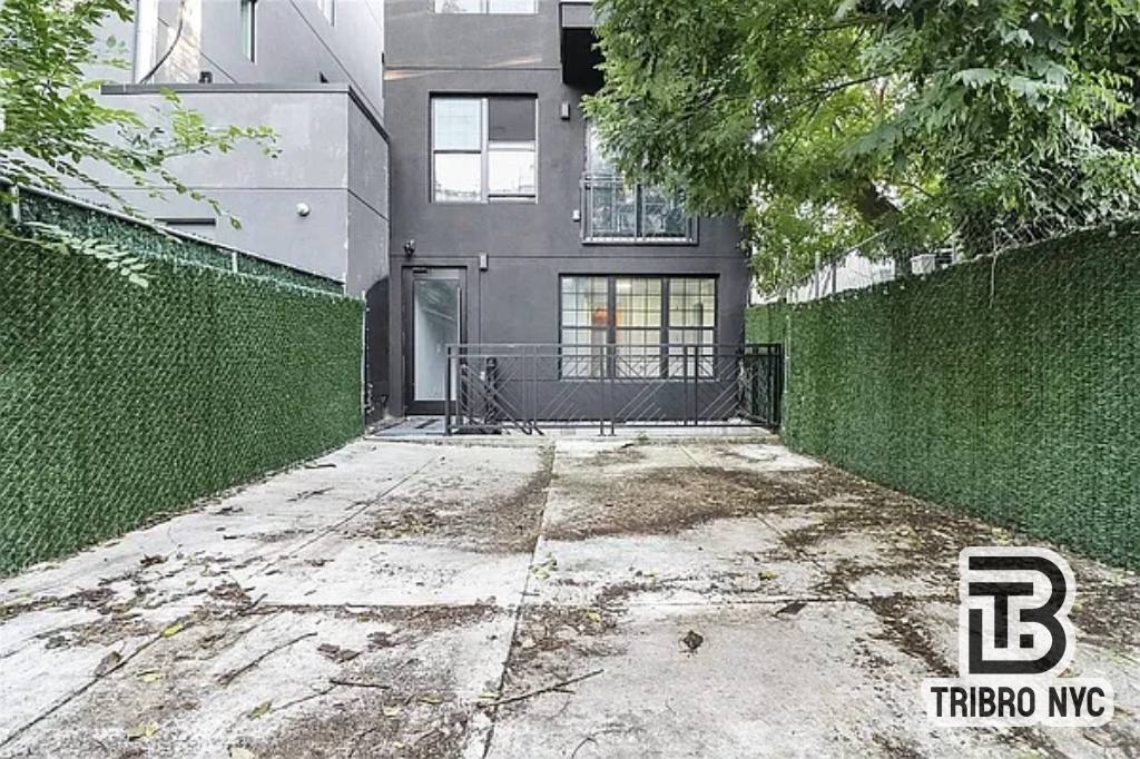 Apartment for rent at 771 Lexington Ave #1A, Brooklyn, NY 11221