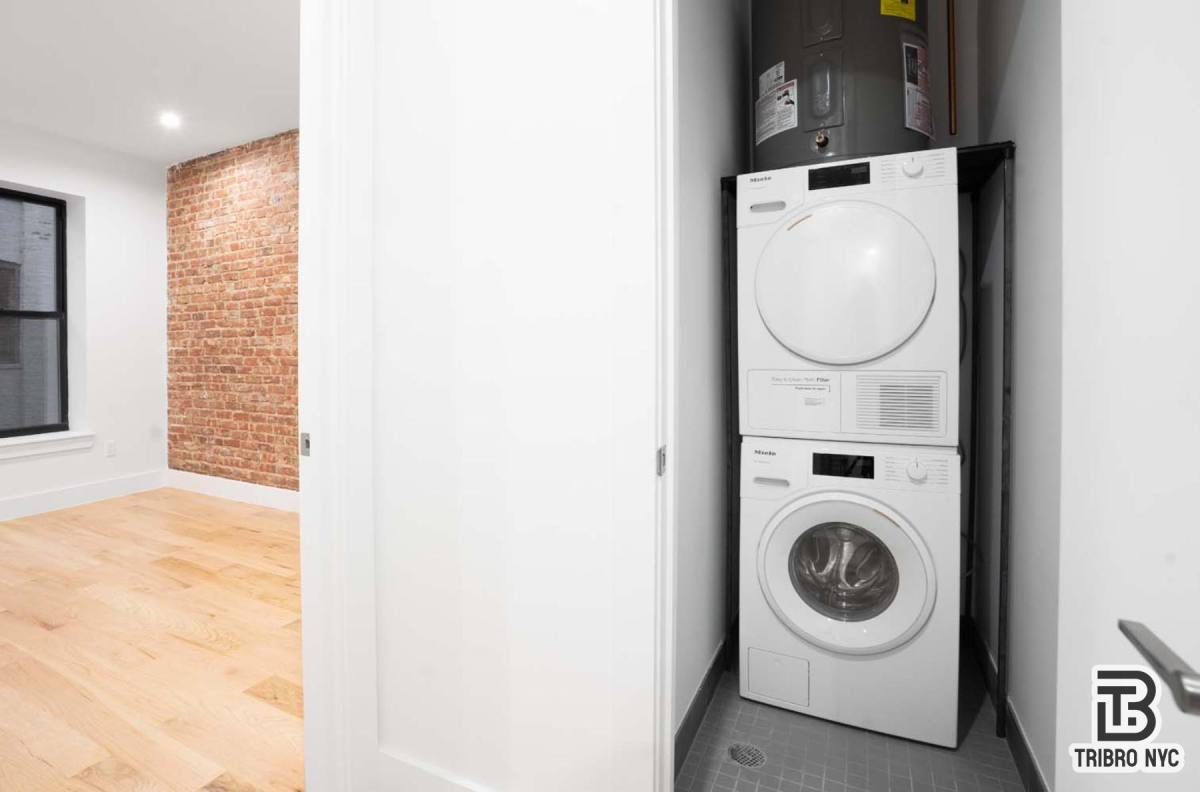 Apartment for rent at 1252 Flatbush Ave #2, Brooklyn, NY 11226